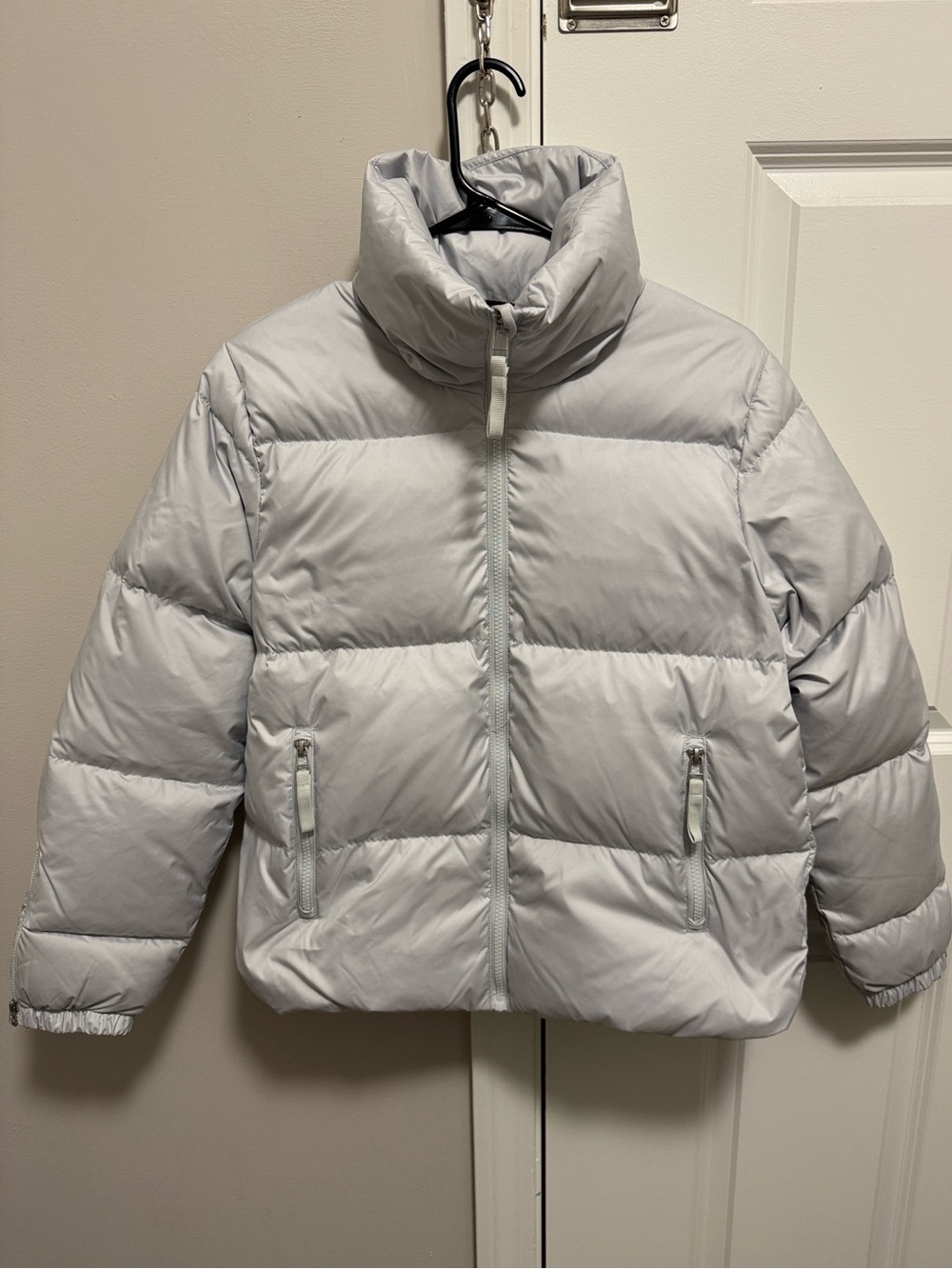 Vuori Down Jacket